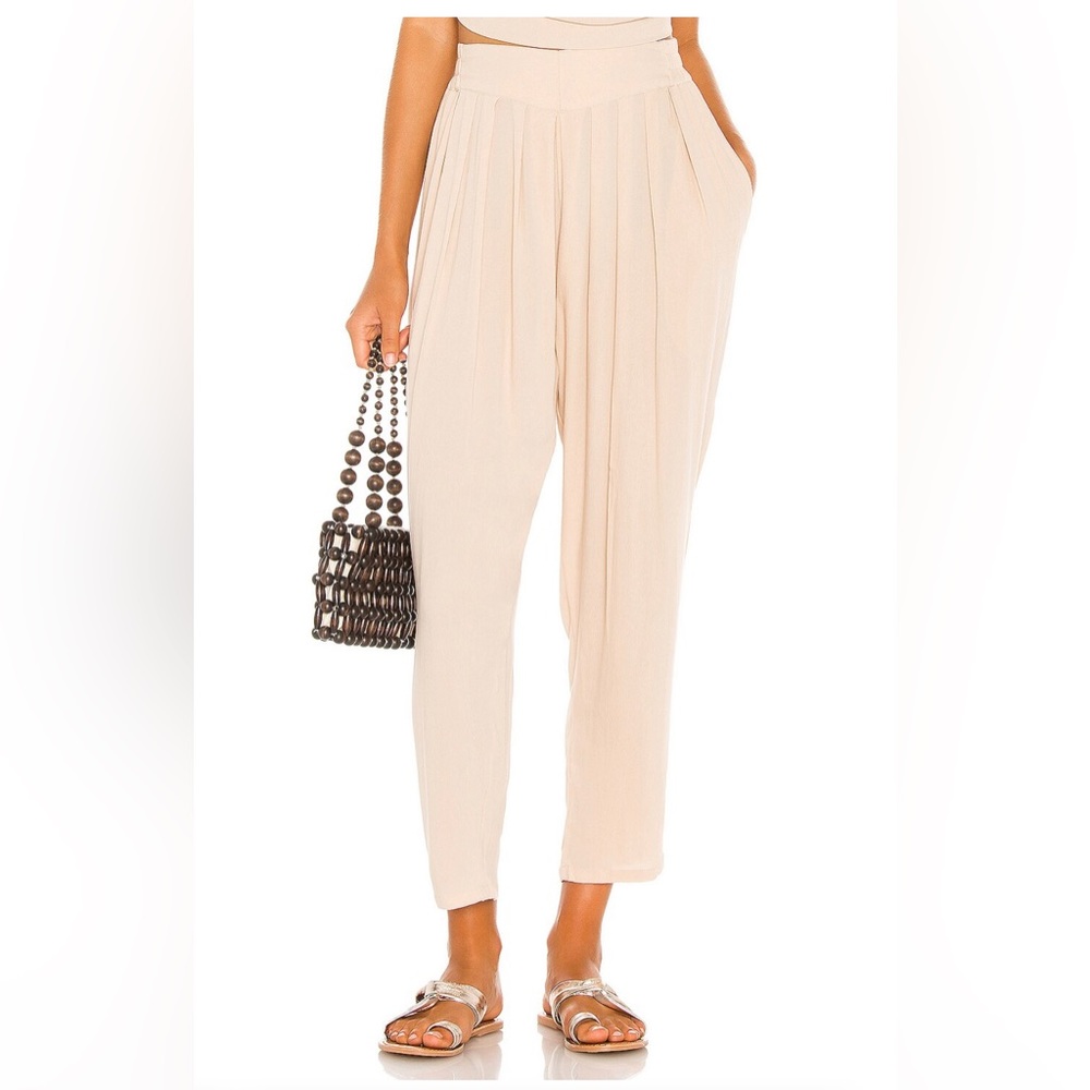 Indah Tanah Solid 80’s Pleated Trouser in Doe | Size M/L